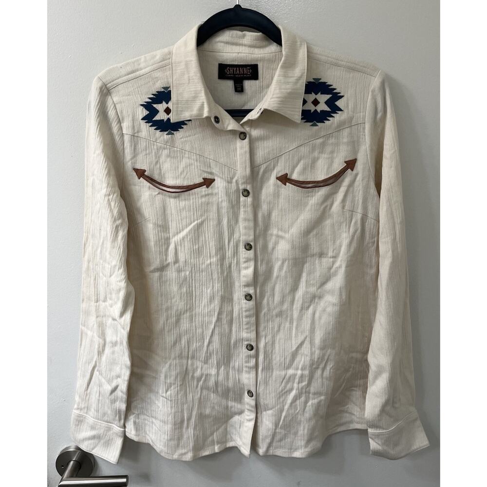 SHYANNE Women’s Pearl Snap Shirt Long Sleeve SIZE Medium Western cream blue NEW - Picture 3 of 8